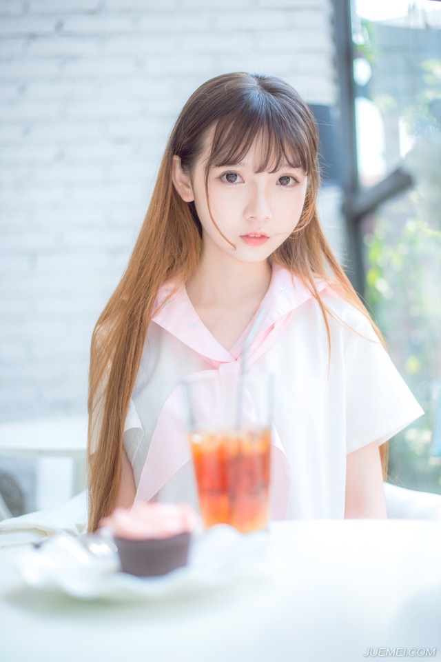 形容友情比爱情靠谱的句子句
